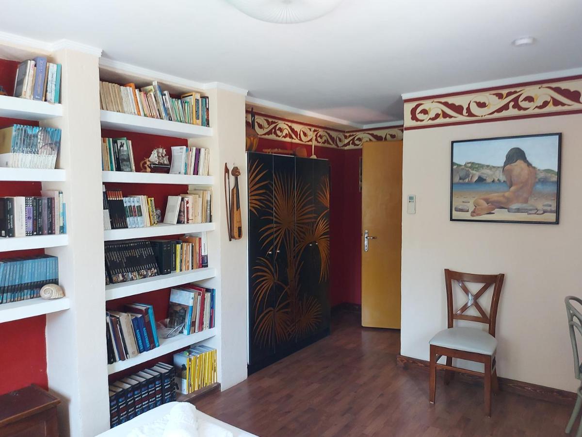 Varias Art House Kallirakhi Luaran gambar